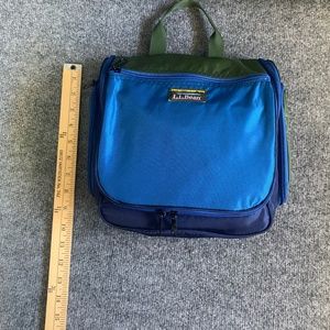 LL BEAN HANGING TRAVEL BAG, BLUES AND GREEN, NWOT